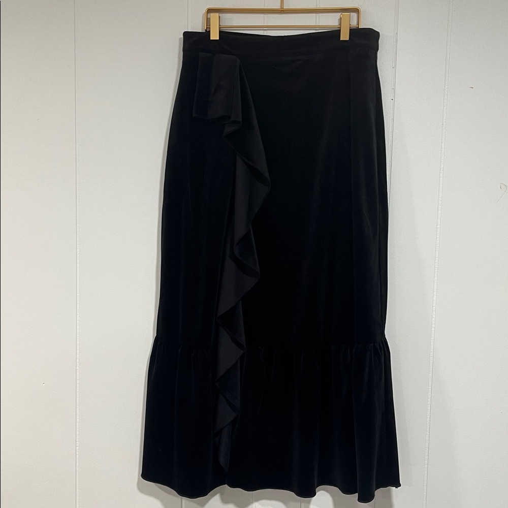 Madison Park Black midi Ruffle Skirt sz small dark romance Whimsgoth